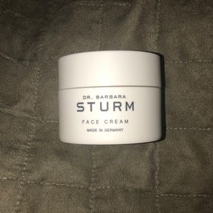 Dr Barbara STURM face cream